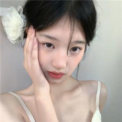 沼泽的蓝天